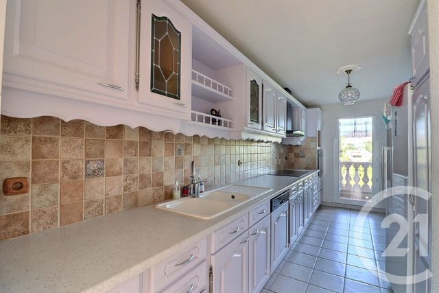 Appartement F4 &agrave; vendre - 4 pi&egrave;ces - 124 m2 - Frejus - 83 - PROVENCE-ALPES-COTE-D-AZUR
