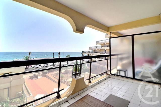 Appartement Studio Cabine à vendre - 1 pièce - 27 m2 - Frejus - 83 - PROVENCE-ALPES-COTE-D-AZUR