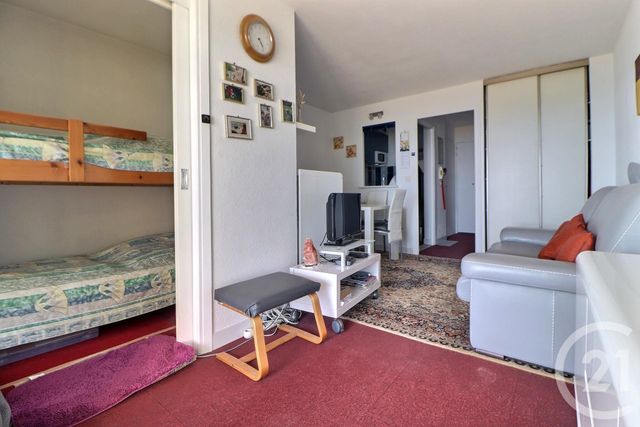 Appartement Studio Cabine à vendre - 1 pièce - 27 m2 - Frejus - 83 - PROVENCE-ALPES-COTE-D-AZUR