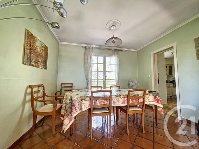 Maison à vendre - 6 pièces - 155 m2 - Frejus - 83 - PROVENCE-ALPES-COTE-D-AZUR