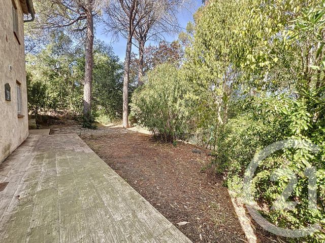 Maison à vendre - 6 pièces - 155 m2 - Frejus - 83 - PROVENCE-ALPES-COTE-D-AZUR