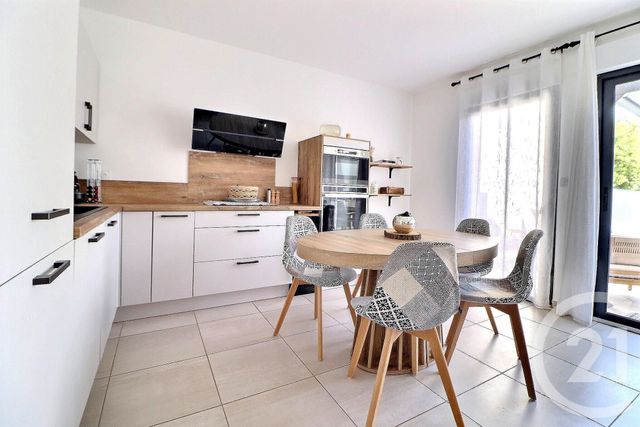 Maison &agrave; vendre - 4 pi&egrave;ces - 80,55 m2 - Frejus - 83 - PROVENCE-ALPES-COTE-D-AZUR