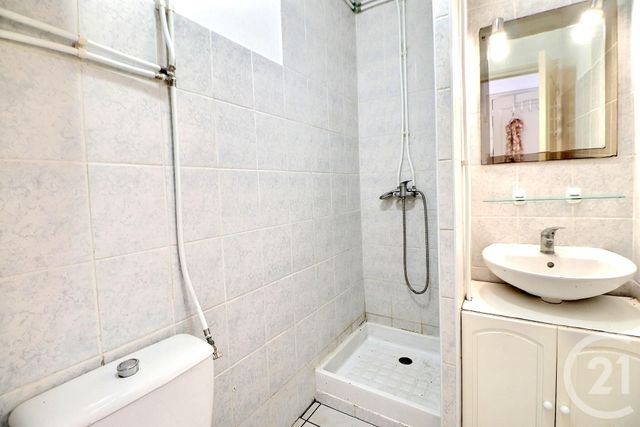 Appartement Studio à vendre - 1 pièce - 22,20 m2 - Frejus - 83 - PROVENCE-ALPES-COTE-D-AZUR