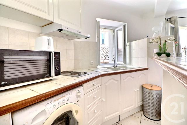 Appartement Studio à vendre - 1 pièce - 22,20 m2 - Frejus - 83 - PROVENCE-ALPES-COTE-D-AZUR