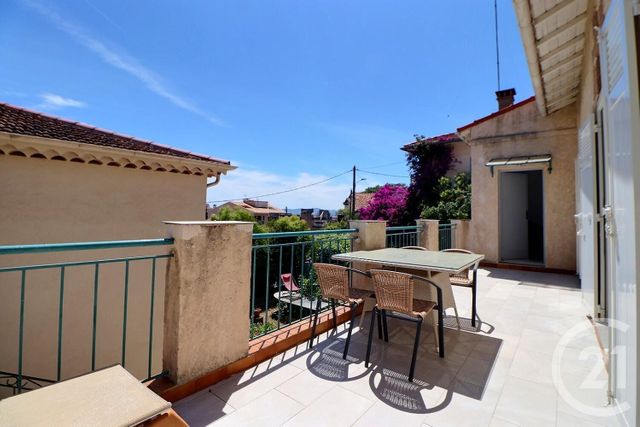 Maison à vendre - 4 pièces - 77 m2 - St Raphael - 83 - PROVENCE-ALPES-COTE-D-AZUR