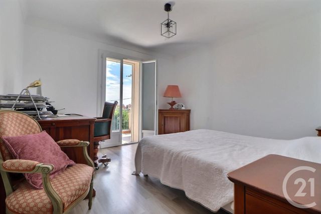 Maison à vendre - 4 pièces - 77 m2 - St Raphael - 83 - PROVENCE-ALPES-COTE-D-AZUR