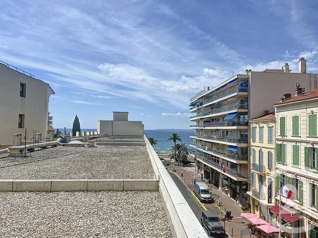 Appartement T3 à vendre - 3 pièces - 47,84 m2 - St Raphael - 83 - PROVENCE-ALPES-COTE-D-AZUR