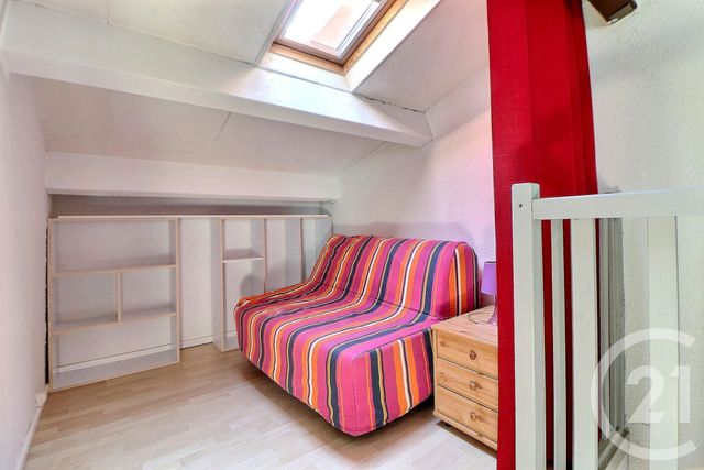 Appartement T3 à vendre - 3 pièces - 44 m2 - Frejus - 83 - PROVENCE-ALPES-COTE-D-AZUR