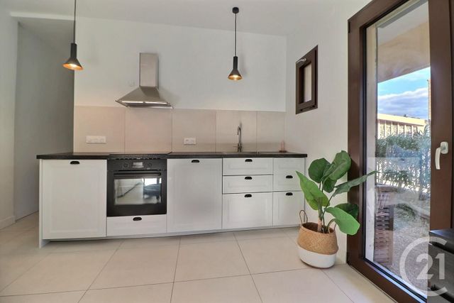 Appartement T3 &agrave; vendre - 3 pi&egrave;ces - 50 m2 - Frejus - 83 - PROVENCE-ALPES-COTE-D-AZUR