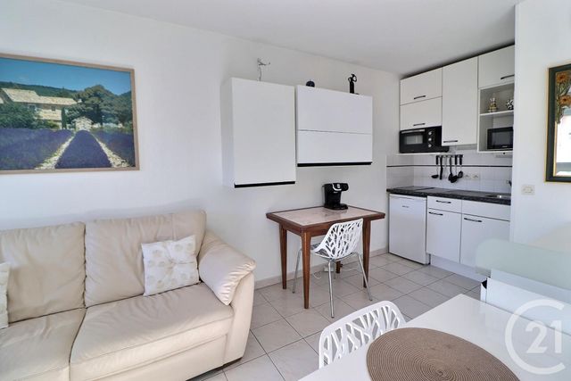 Appartement T2 &agrave; vendre - 2 pi&egrave;ces - 42,05 m2 - Frejus - 83 - PROVENCE-ALPES-COTE-D-AZUR