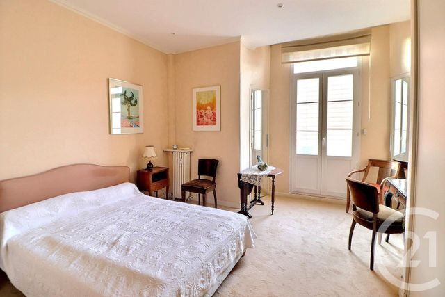 Appartement T4 à vendre - 4 pièces - 119 m2 - St Raphael - 83 - PROVENCE-ALPES-COTE-D-AZUR