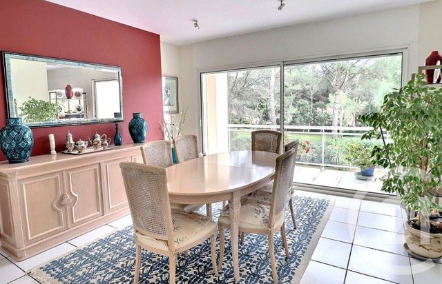 Maison à vendre - 7 pièces - 200 m2 - St Raphael - 83 - PROVENCE-ALPES-COTE-D-AZUR