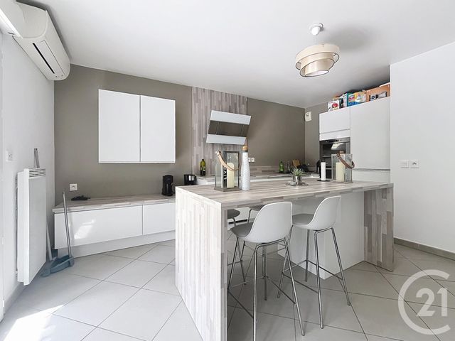 Appartement T3 &agrave; vendre - 3 pi&egrave;ces - 71,48 m2 - St Raphael - 83 - PROVENCE-ALPES-COTE-D-AZUR