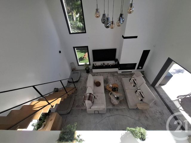 Maison à vendre - 5 pièces - 145 m2 - Frejus - 83 - PROVENCE-ALPES-COTE-D-AZUR