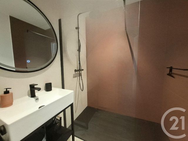 Maison à vendre - 5 pièces - 145 m2 - Frejus - 83 - PROVENCE-ALPES-COTE-D-AZUR