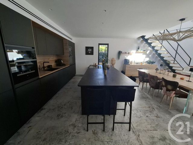 Maison à vendre - 5 pièces - 145 m2 - Frejus - 83 - PROVENCE-ALPES-COTE-D-AZUR