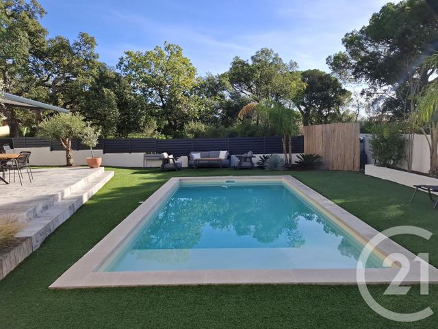 Maison à vendre - 5 pièces - 145 m2 - Frejus - 83 - PROVENCE-ALPES-COTE-D-AZUR