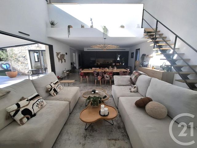 Maison à vendre - 5 pièces - 145 m2 - Frejus - 83 - PROVENCE-ALPES-COTE-D-AZUR