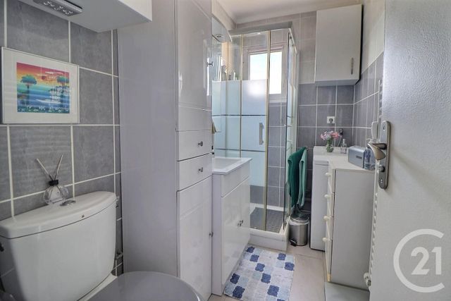 Appartement T2 &agrave; vendre - 2 pi&egrave;ces - 41,61 m2 - Frejus - 83 - PROVENCE-ALPES-COTE-D-AZUR