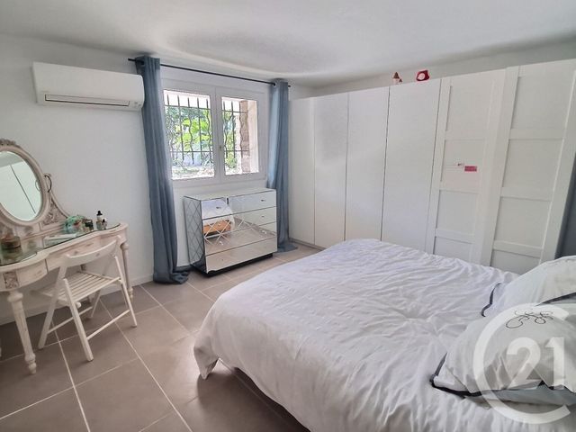 Maison à vendre - 6 pièces - 184 m2 - St Raphael - 83 - PROVENCE-ALPES-COTE-D-AZUR