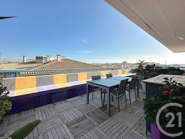 Appartement T6 à vendre - 6 pièces - 150 m2 - Frejus - 83 - PROVENCE-ALPES-COTE-D-AZUR