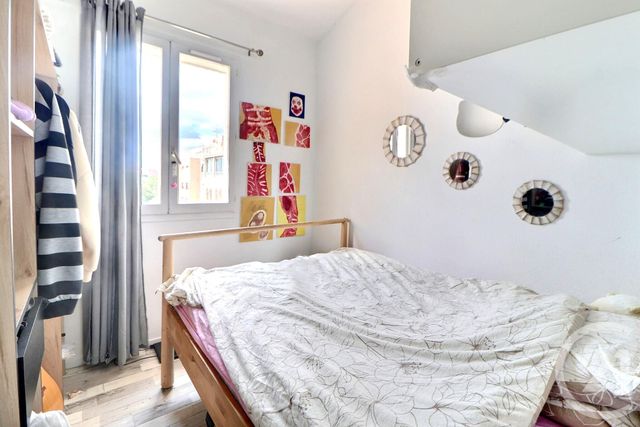 Appartement T2 à vendre - 2 pièces - 36,09 m2 - Frejus - 83 - PROVENCE-ALPES-COTE-D-AZUR