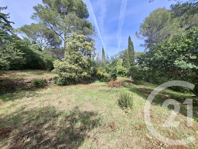 Terrain à vendre - 1492 m2 - St Raphael - 83 - PROVENCE-ALPES-COTE-D-AZUR