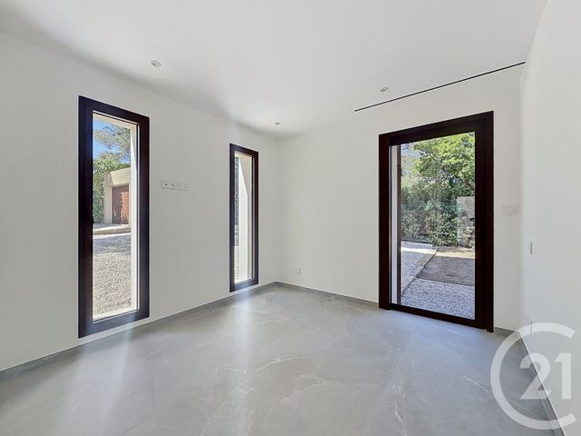 Maison &agrave; vendre - 7 pi&egrave;ces - 182 m2 - Roquebrune Sur Argens - 83 - PROVENCE-ALPES-COTE-D-AZUR