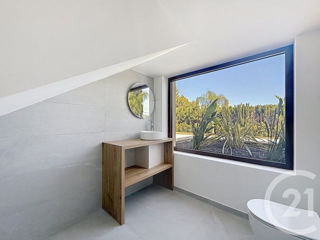Maison &agrave; vendre - 7 pi&egrave;ces - 182 m2 - Roquebrune Sur Argens - 83 - PROVENCE-ALPES-COTE-D-AZUR