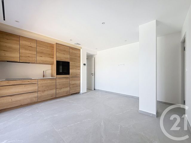 Maison &agrave; vendre - 7 pi&egrave;ces - 182 m2 - Roquebrune Sur Argens - 83 - PROVENCE-ALPES-COTE-D-AZUR