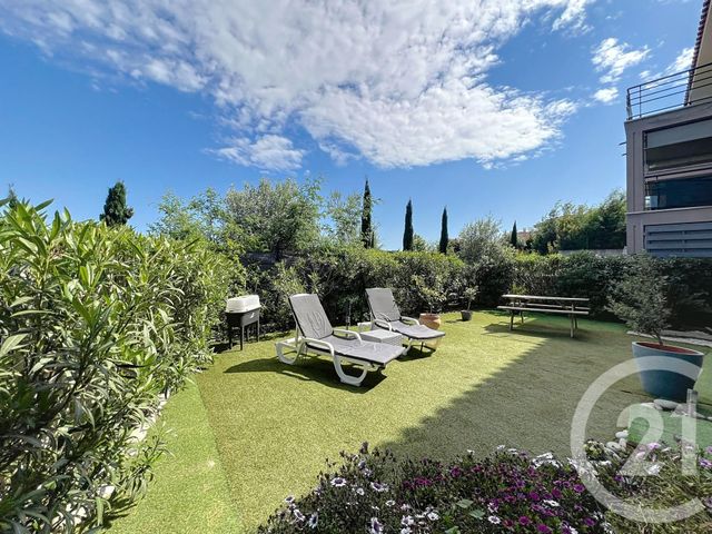 Appartement T3 à vendre - 3 pièces - 56,31 m2 - Roquebrune Sur Argens - 83 - PROVENCE-ALPES-COTE-D-AZUR