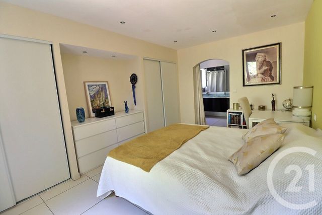 Maison à vendre - 6 pièces - 195 m2 - Frejus - 83 - PROVENCE-ALPES-COTE-D-AZUR