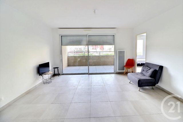 Appartement T2 à vendre - 2 pièces - 49,15 m2 - Frejus - 83 - PROVENCE-ALPES-COTE-D-AZUR