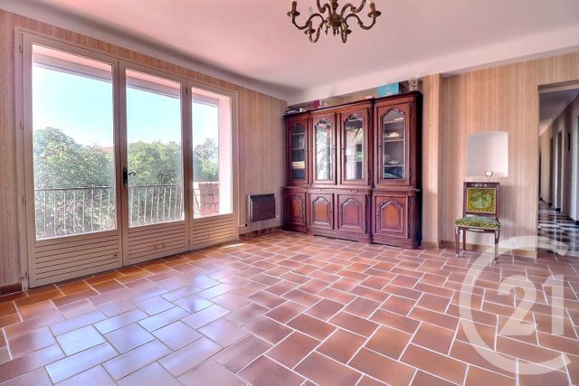 Maison &agrave; vendre - 7 pi&egrave;ces - 199,28 m2 - Roquebrune Sur Argens - 83 - PROVENCE-ALPES-COTE-D-AZUR