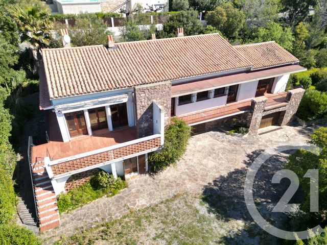 Maison &agrave; vendre - 7 pi&egrave;ces - 199,28 m2 - Roquebrune Sur Argens - 83 - PROVENCE-ALPES-COTE-D-AZUR