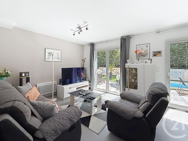 Maison à vendre - 4 pièces - 90,64 m2 - Roquebrune Sur Argens - 83 - PROVENCE-ALPES-COTE-D-AZUR