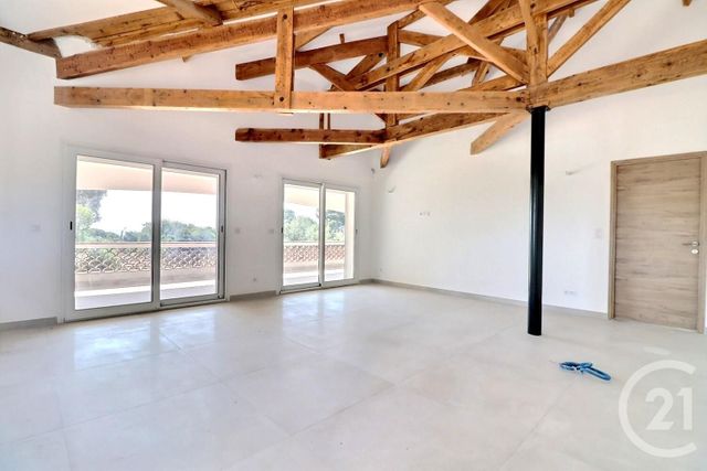 Appartement T4 à vendre - 4 pièces - 103,20 m2 - St Aygulf - 83 - PROVENCE-ALPES-COTE-D-AZUR