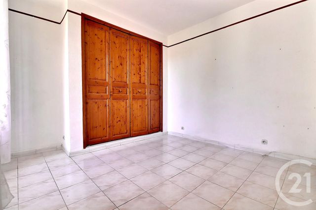 Appartement T4 à vendre - 4 pièces - 91,26 m2 - Frejus - 83 - PROVENCE-ALPES-COTE-D-AZUR