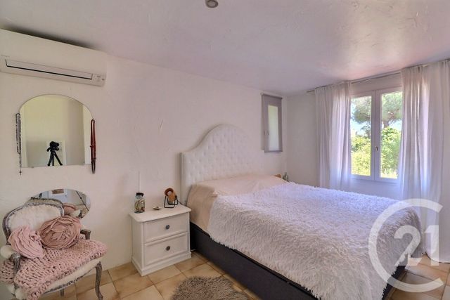 Maison à vendre - 5 pièces - 125 m2 - Frejus - 83 - PROVENCE-ALPES-COTE-D-AZUR