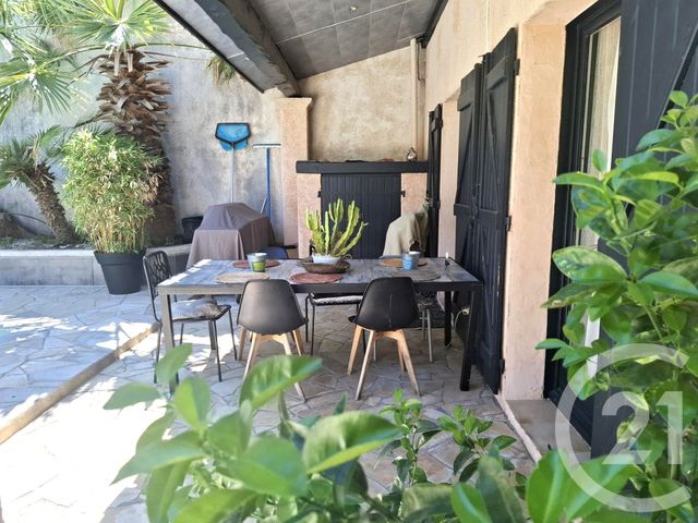 Maison à vendre - 5 pièces - 125 m2 - Frejus - 83 - PROVENCE-ALPES-COTE-D-AZUR