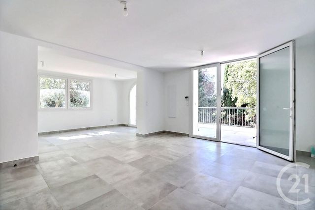 Appartement T3 à vendre - 3 pièces - 73,50 m2 - St Aygulf - 83 - PROVENCE-ALPES-COTE-D-AZUR