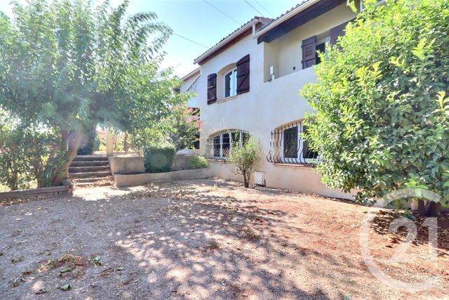 Maison à vendre - 9 pièces - 237 m2 - Frejus - 83 - PROVENCE-ALPES-COTE-D-AZUR