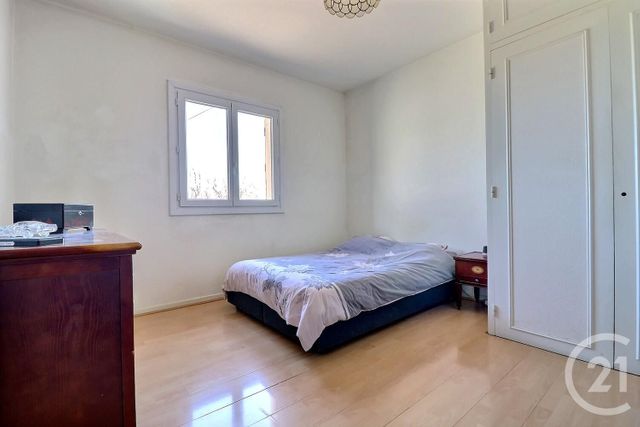 Maison à vendre - 9 pièces - 237 m2 - Frejus - 83 - PROVENCE-ALPES-COTE-D-AZUR