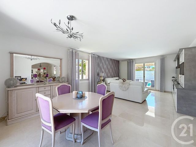 Maison à vendre - 4 pièces - 128 m2 - Frejus - 83 - PROVENCE-ALPES-COTE-D-AZUR