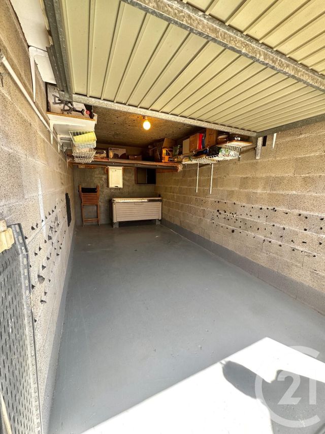 Parking à vendre - 13,46 m2 - St Raphael - 83 - PROVENCE-ALPES-COTE-D-AZUR