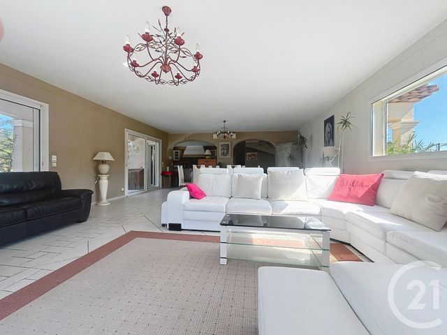 Maison &agrave; vendre - 8 pi&egrave;ces - 264,15 m2 - Roquebrune Sur Argens - 83 - PROVENCE-ALPES-COTE-D-AZUR