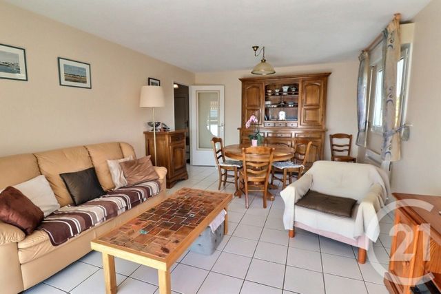 Appartement T3 &agrave; vendre - 3 pi&egrave;ces - 62,29 m2 - Frejus - 83 - PROVENCE-ALPES-COTE-D-AZUR