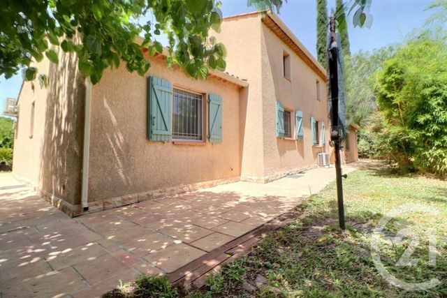 Afficher la photo en grand Maison à vendre - 5 pièces - 112 m2 - Frejus - 83 - PROVENCE-ALPES-COTE-D-AZUR