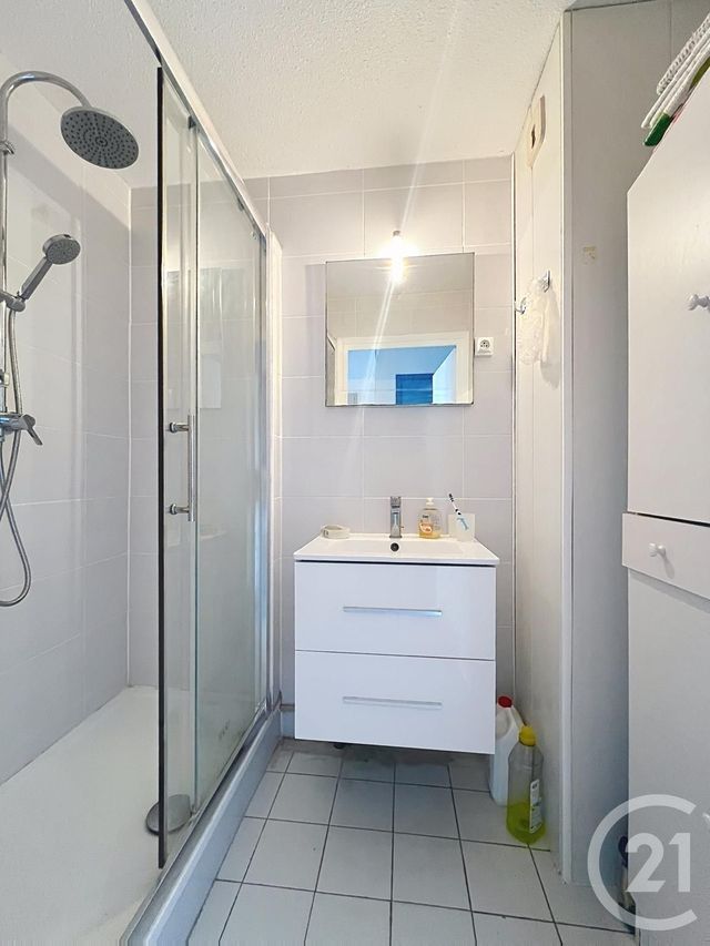 Appartement &agrave; vendre - 2 pi&egrave;ces - 25,96 m2 - Frejus - 83 - PROVENCE-ALPES-COTE-D-AZUR