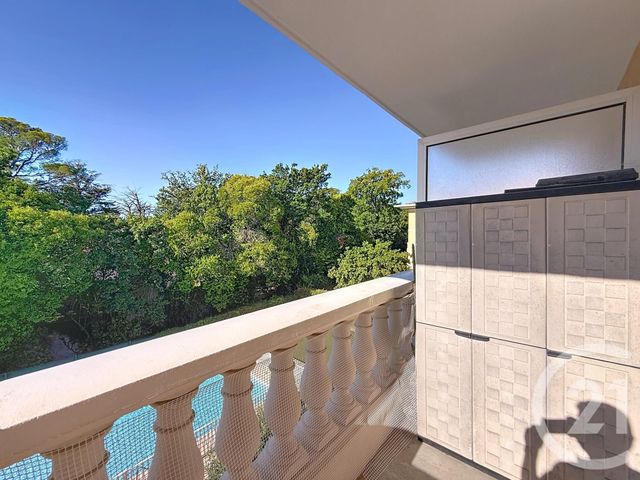 Appartement T4 à vendre - 4 pièces - 76,21 m2 - Frejus - 83 - PROVENCE-ALPES-COTE-D-AZUR